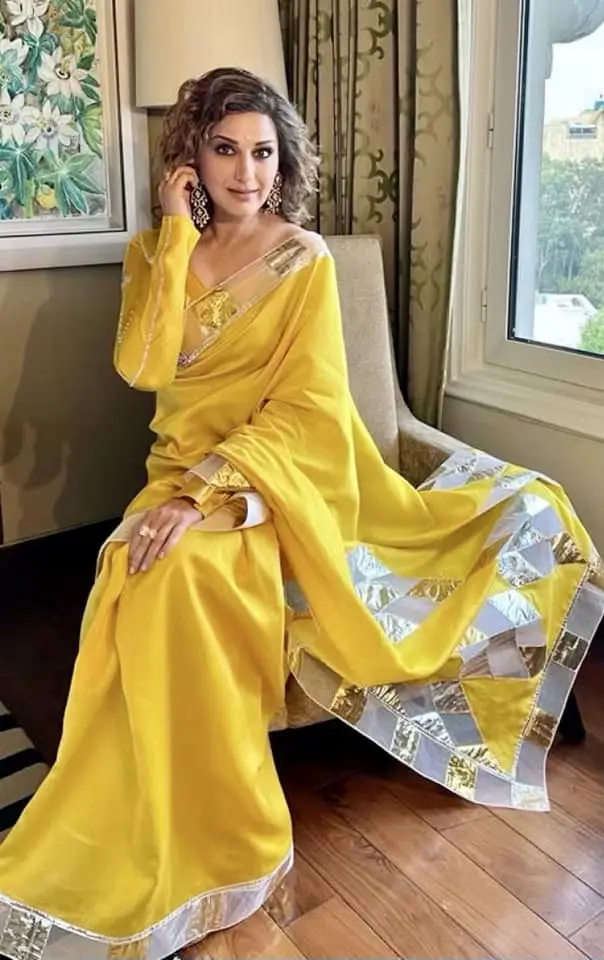 INDIAN ACTRESS SONALI BENDRE IN YELLOW SAREE BLOUSE 7